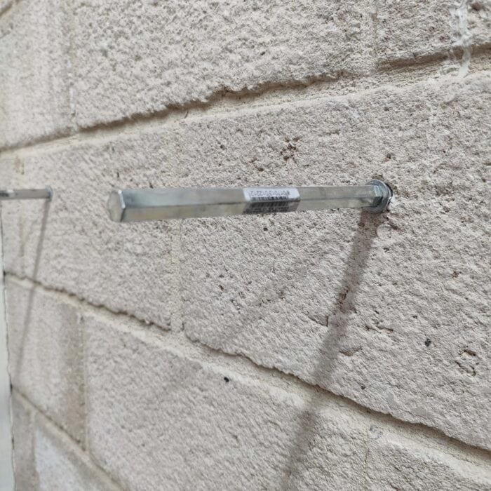 ⁦מדף צף מעץ אורן - עומק 25 ס"מ עובי 28 מ"מ⁩ – תמונה ⁦9⁩